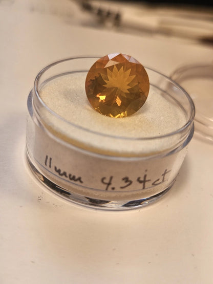 OREGON FIRE OPAL 4.34CT 11MM Round. Juniper Ridge OFO10