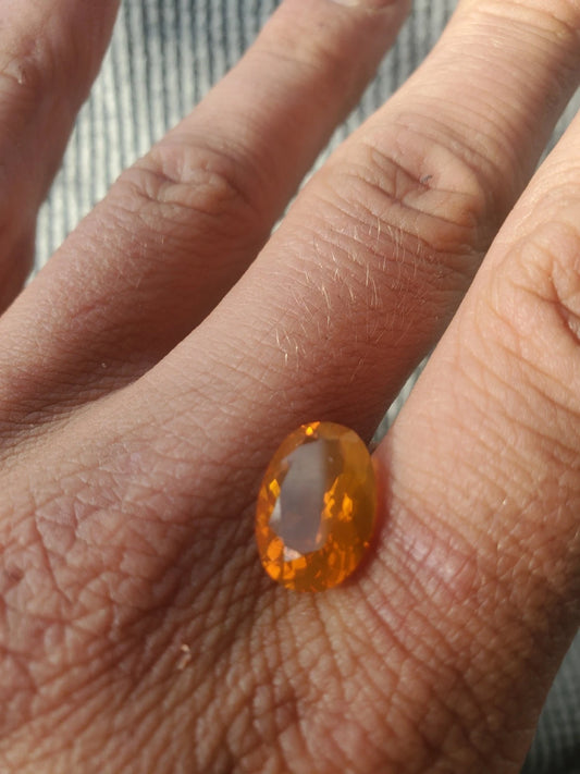 OREGON FIRE OPAL  loose gemstone 3.75ct 14x9.5mm Juniper Ridge. OFO1